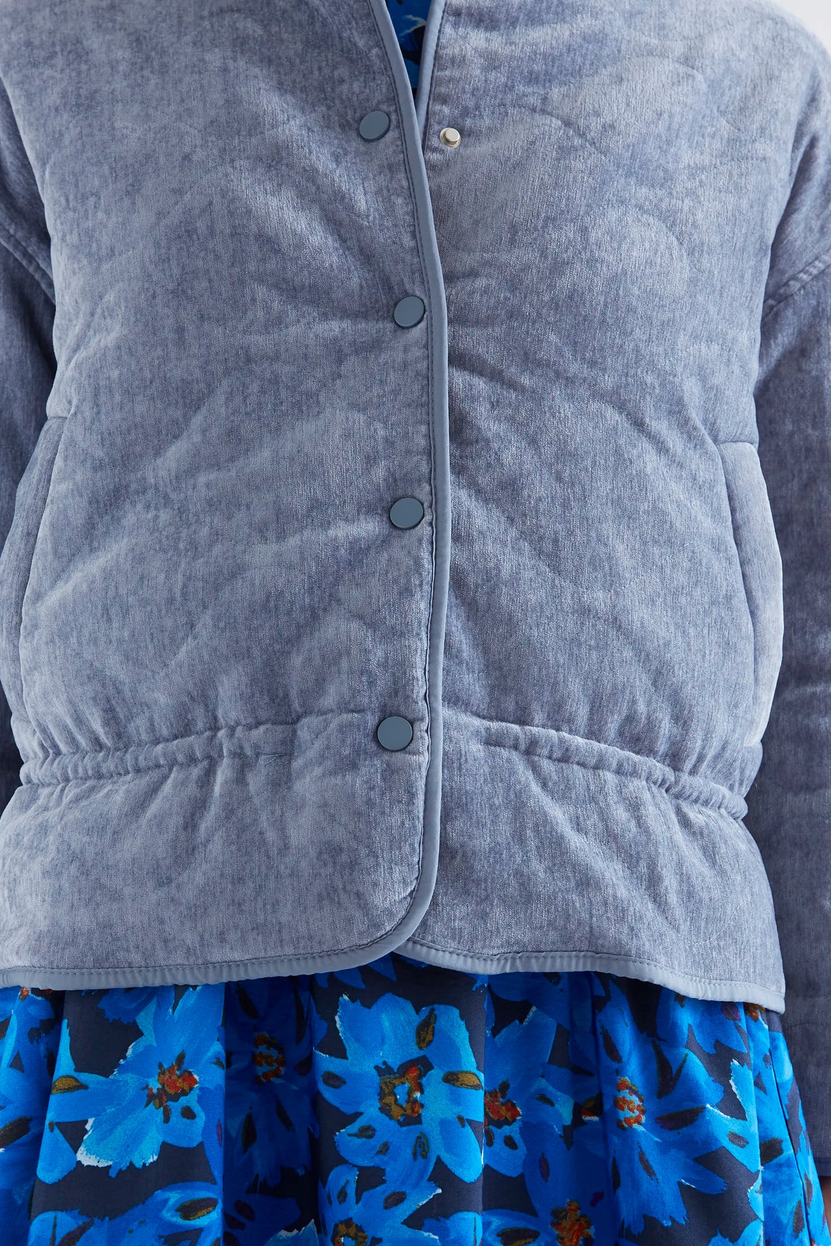 Chaqueta acolchada azul claro