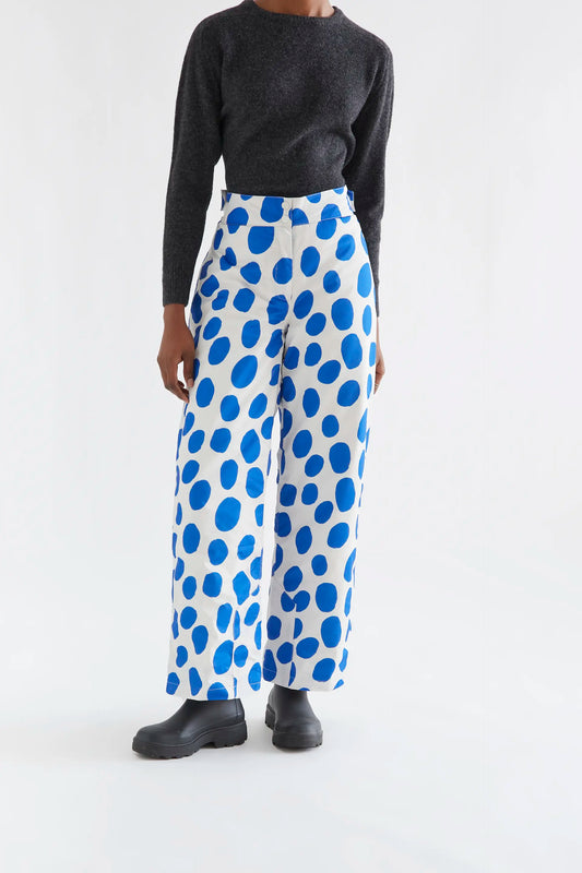 Pantalón con estampado lunares grandes azul