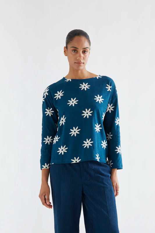 100% cotton T-shirt with Carthamus print