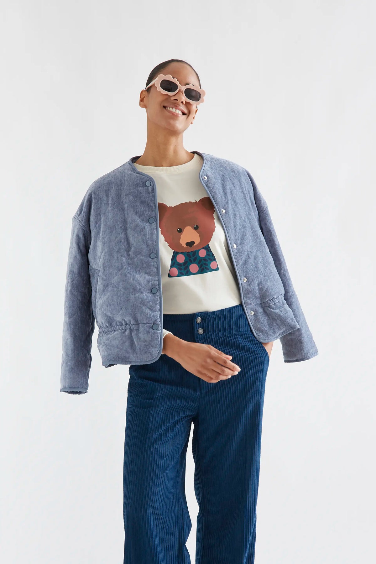 Off-white 100% cotton T-shirt with Bear print