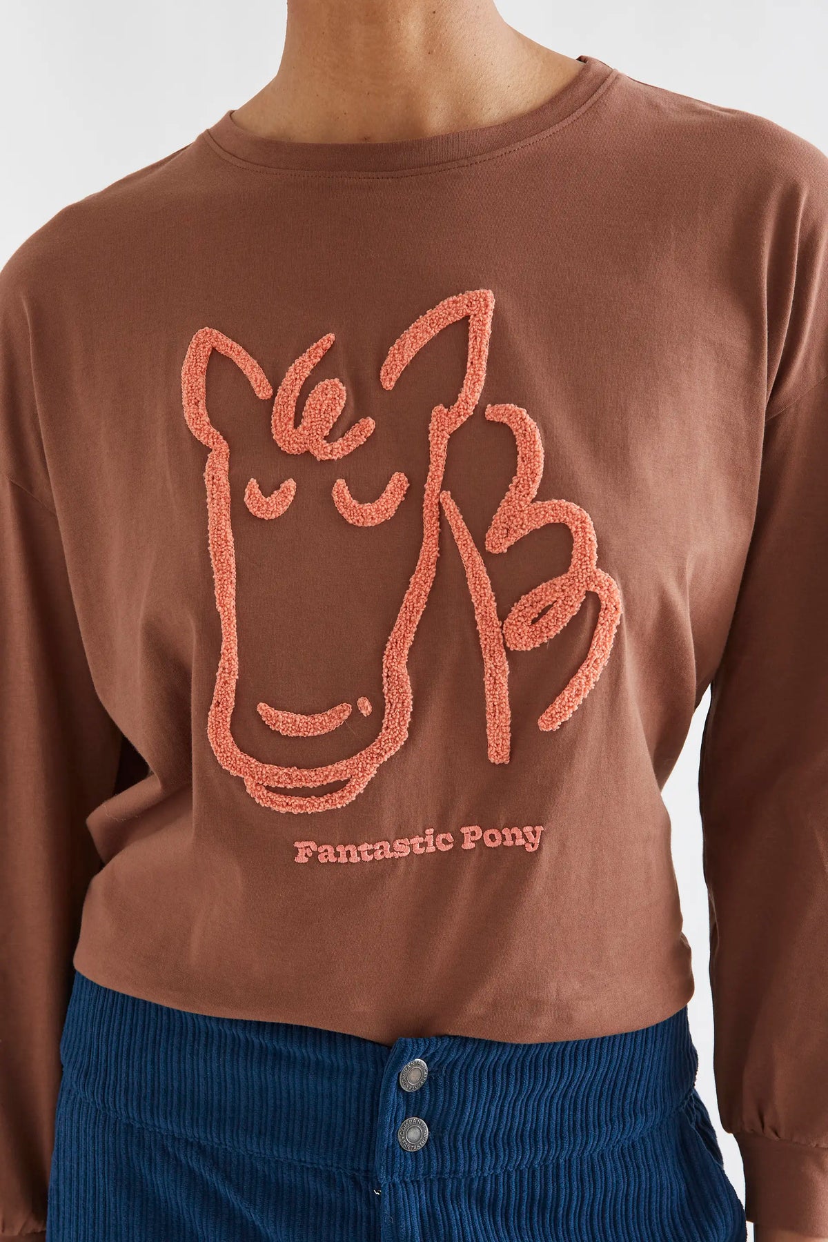 Camiseta 100% algodón con parche de "Fantastic Pony"