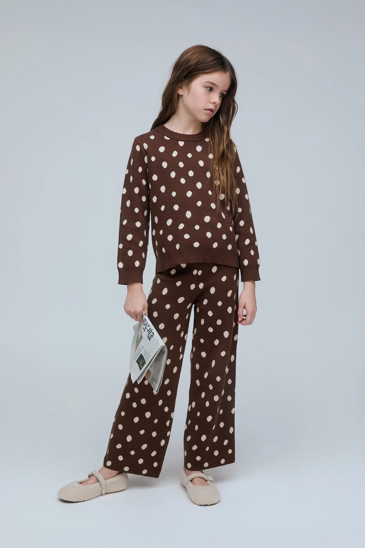 Pantalón de niña con estampado de puntos Catahoula marrón