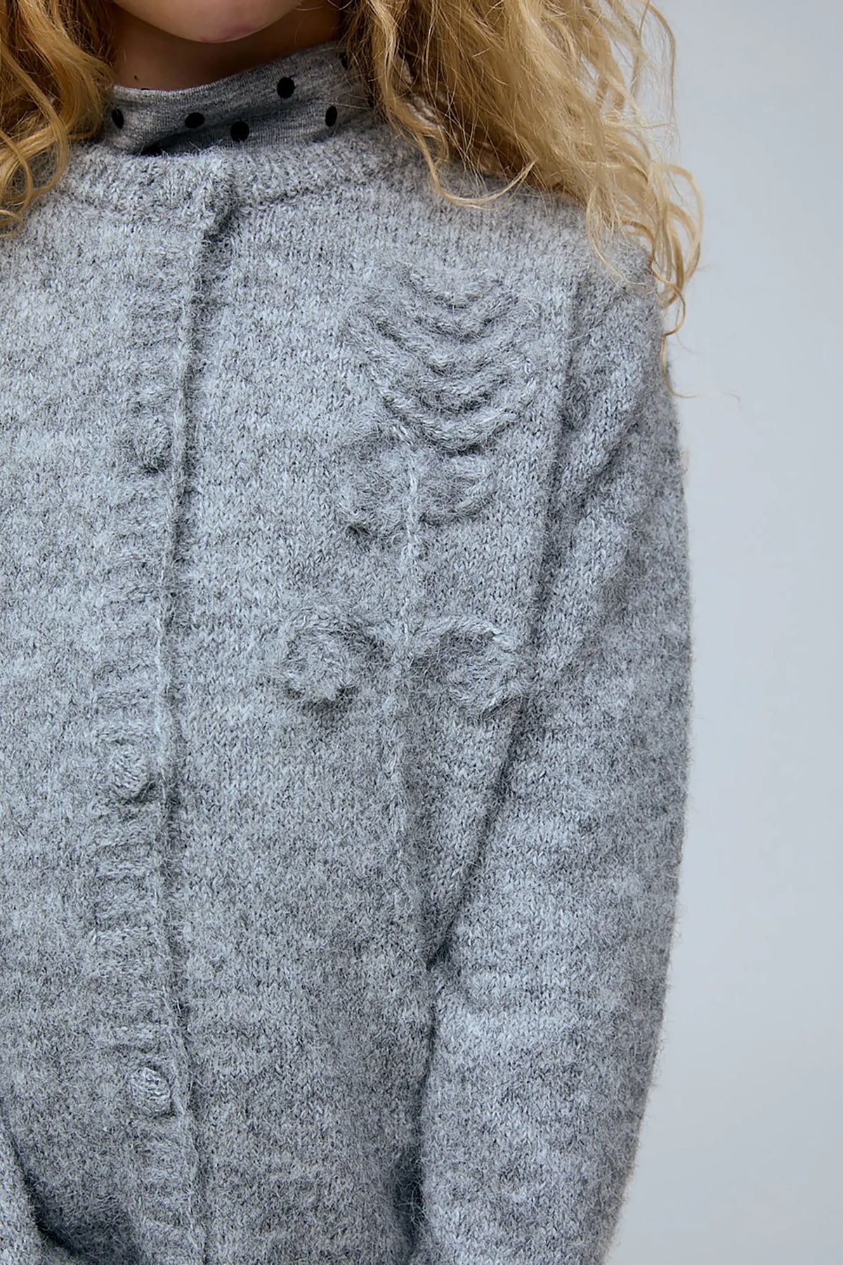 Girl's gray cardigan with floral embroidery